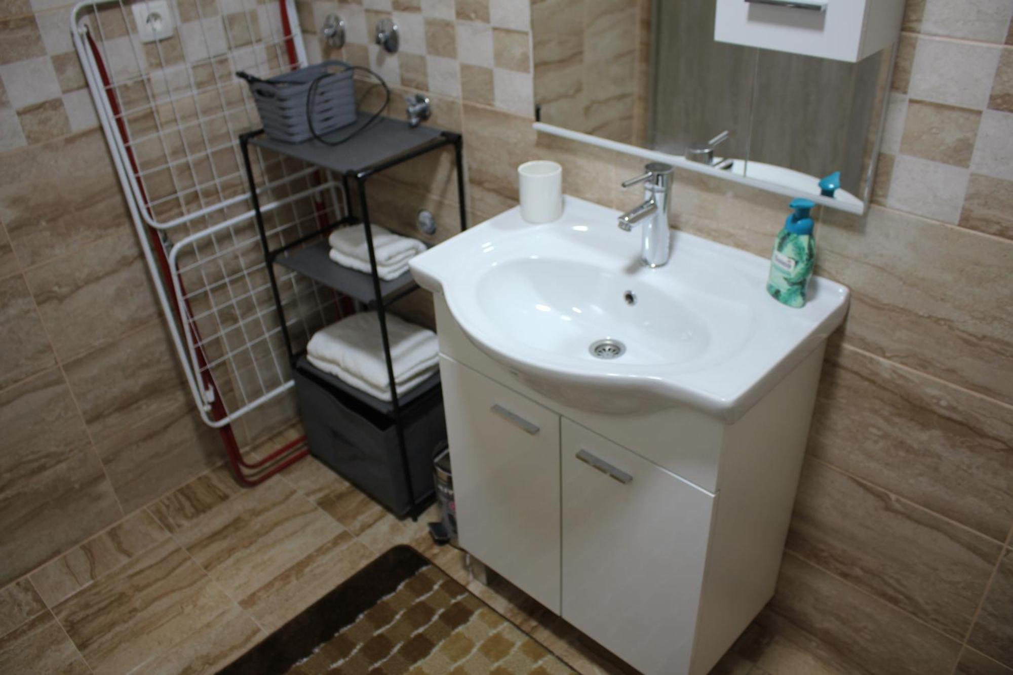 Studio Apartments Adian Korenica Pokoj fotografie